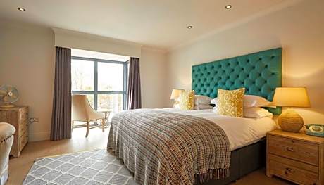 Biggy Riverside Double Room