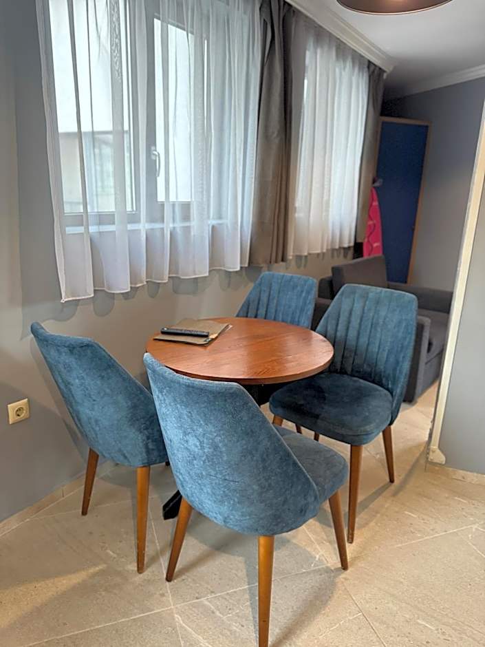 Avenue Aparthotel