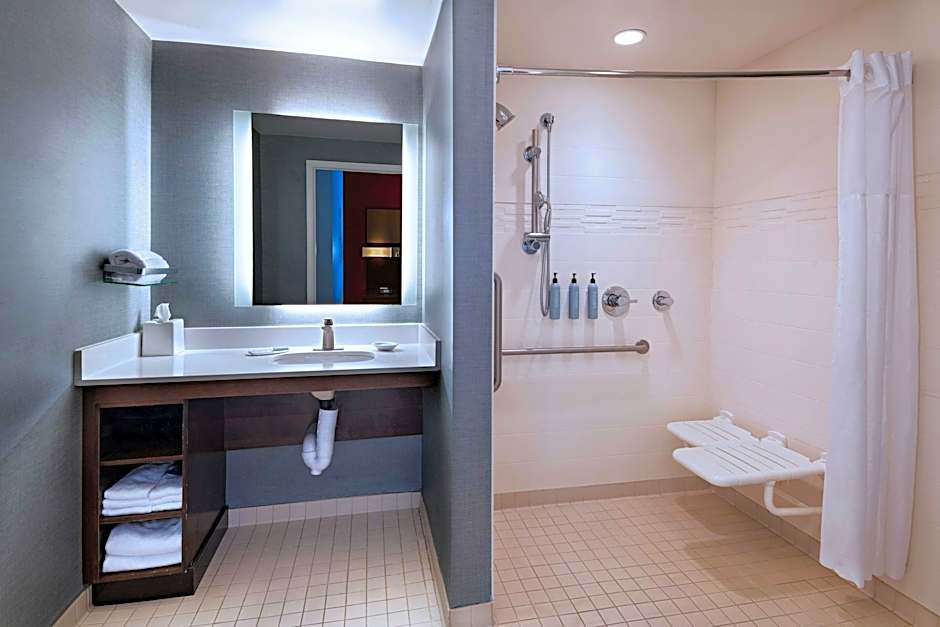 Residence Inn by Marriott Omaha Aksarben Village