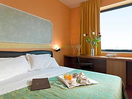 Basic Double or Twin Room