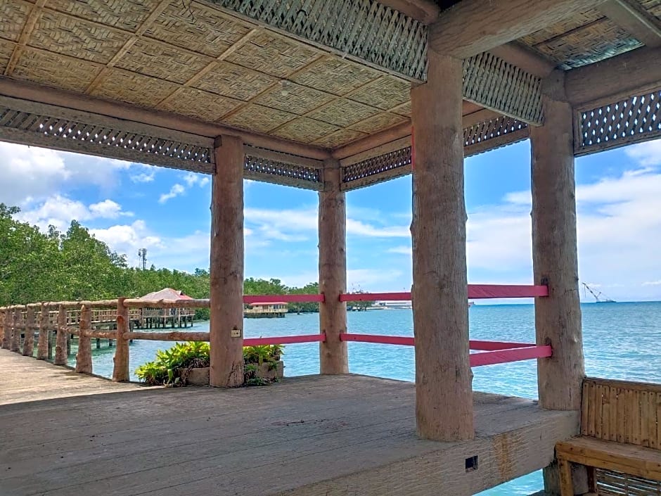 RedDoorz Plus @ Costa Roca Balamban