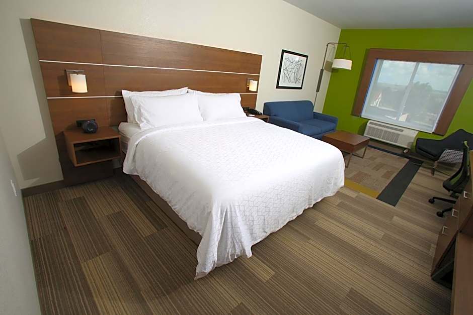 Holiday Inn Express Mccook By IHG