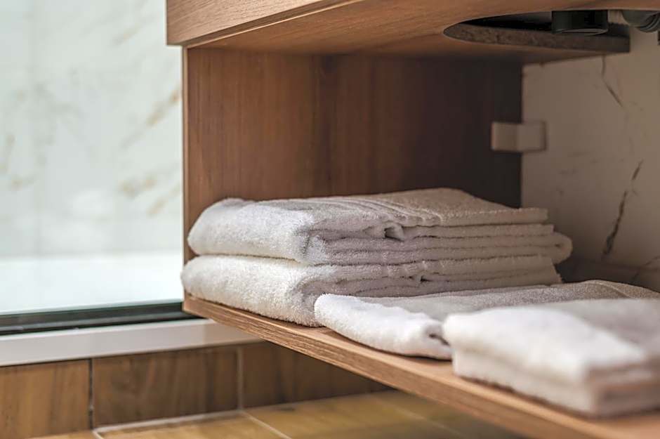 No 28 Rooms & Apartments