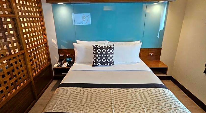 Microtel by Wyndham UP Technohub