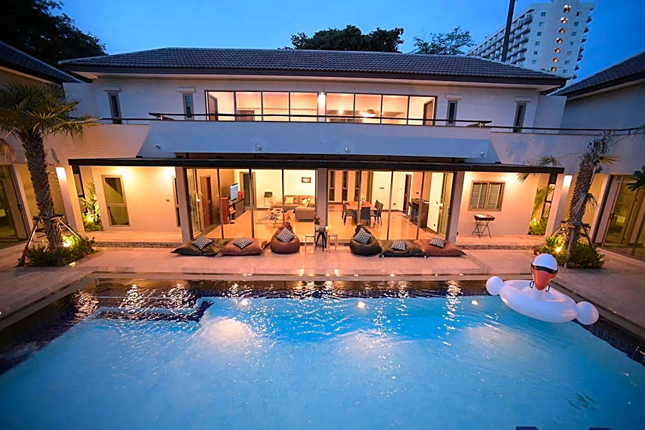 Photo 1 of 50 of Villa Navin