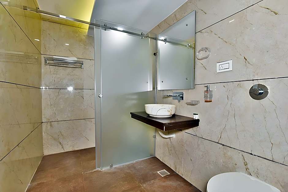 Hotel Sallow Premium