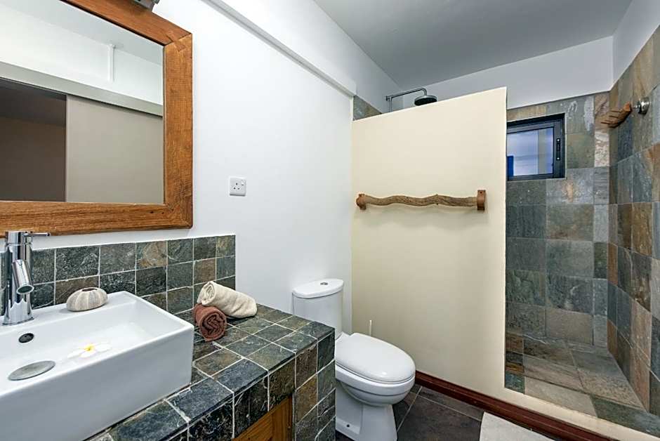 Happy Days Guest House