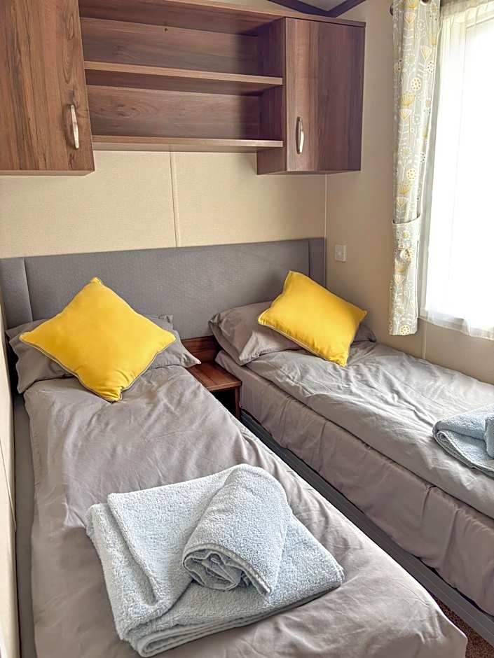 Pemberton Avon pitch 30 Creek Caravan Park dog friendly