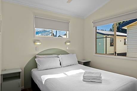 Standard 2 Bedroom Cabin - Pet Friendly