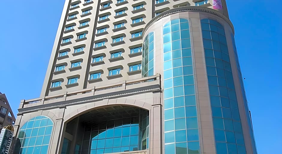 Highness Hotel