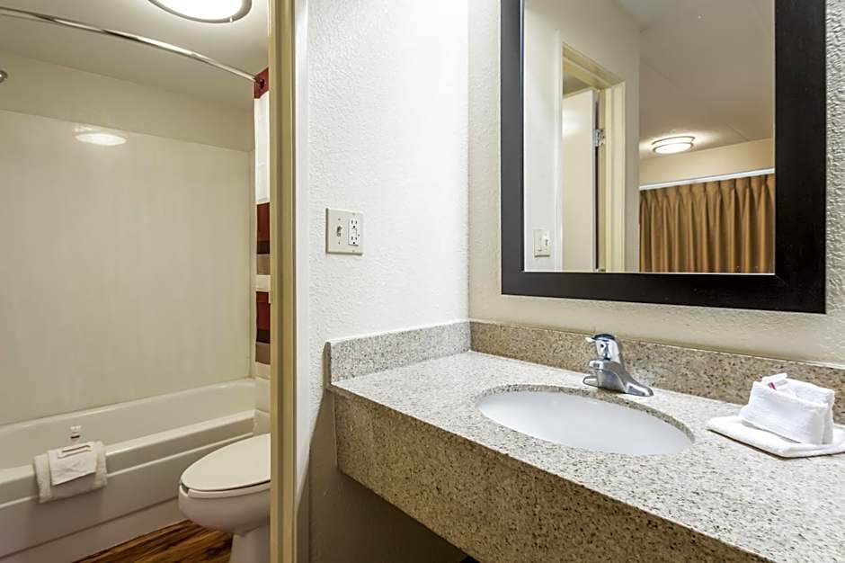 Red Roof Inn Edison