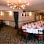 Elphinstone Hotel