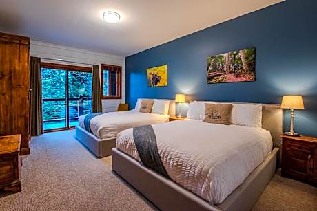 Deluxe Quadruple Room