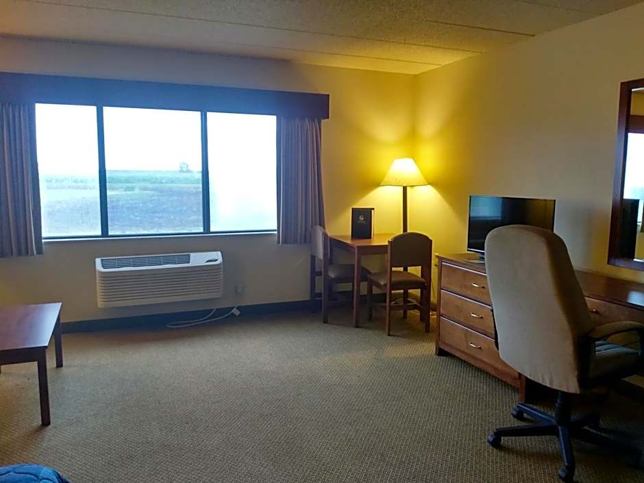 Madelia Hotel & Suites