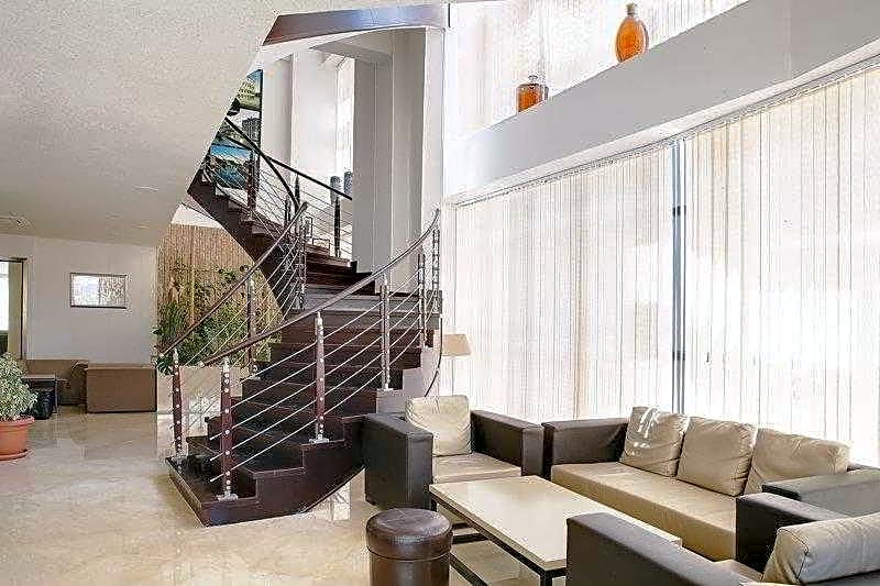 Liberte Hotel