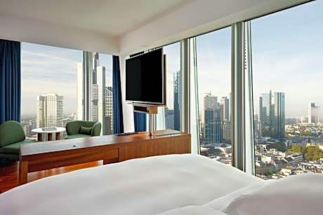 Skyline Deluxe King Room