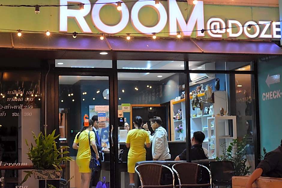 Room@Doze Apartments