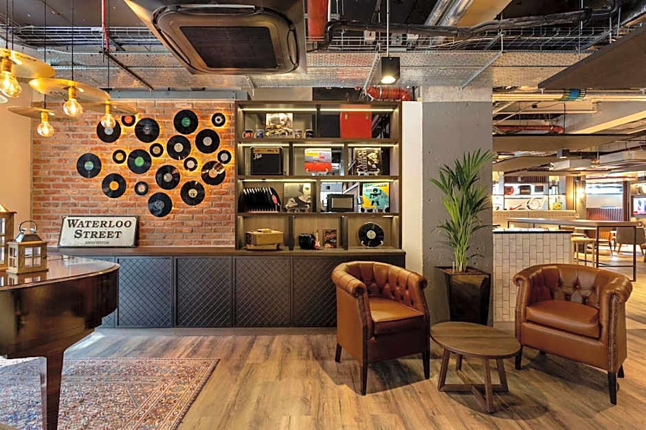 ibis Styles Glasgow Centre West