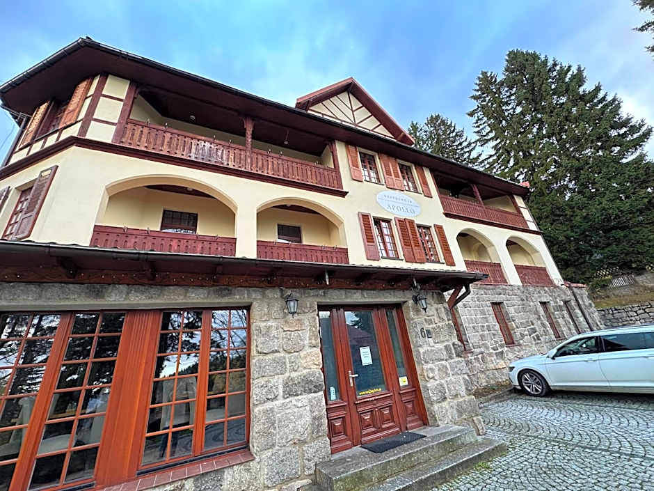 GórSKI SPA Karpacz I dawniej APOLLO