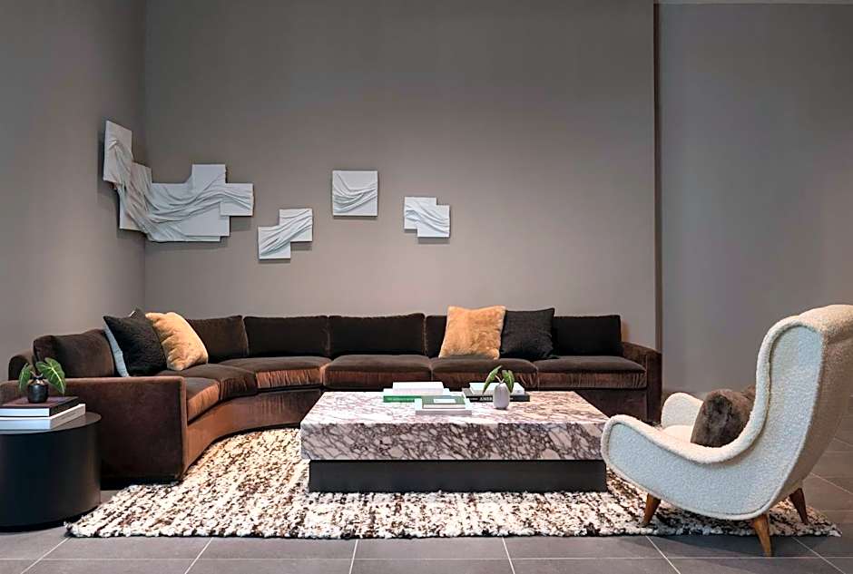 Kimpton Claret Hotel By IHG