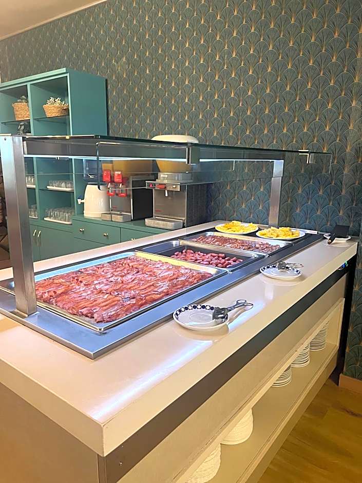 Hotel Marola
