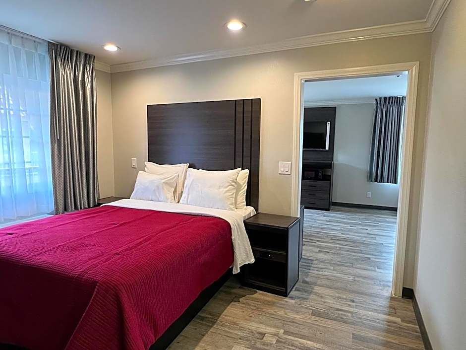 Cloud 9 Inn LAX