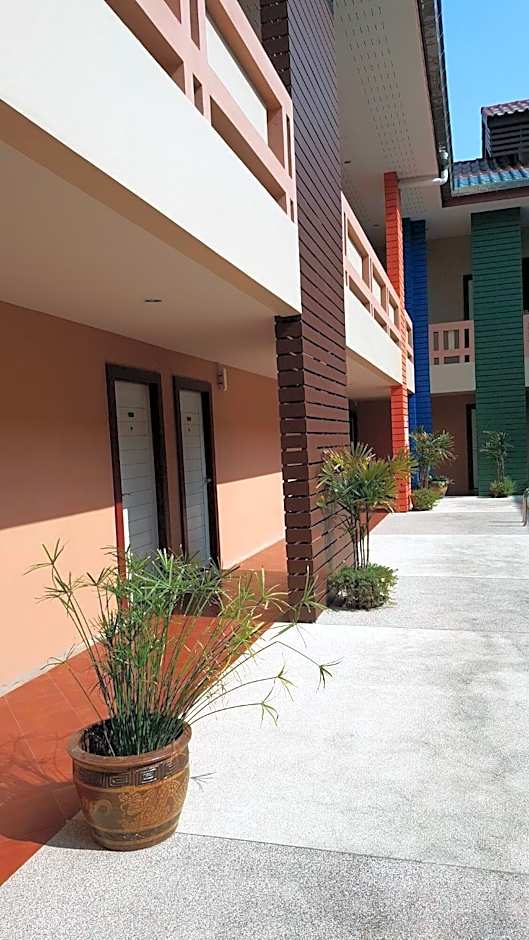 Jantima Place at Amphawa