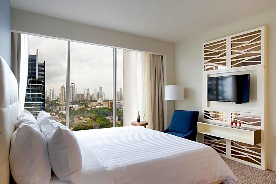 Global Hotel Panama
