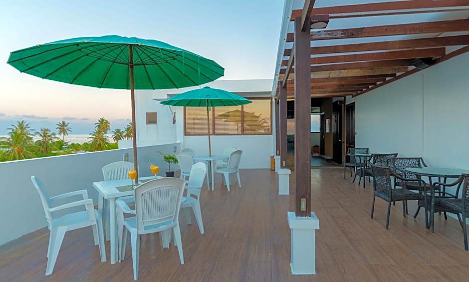 Aquzz Hotel & Spa Maafushi Maldives