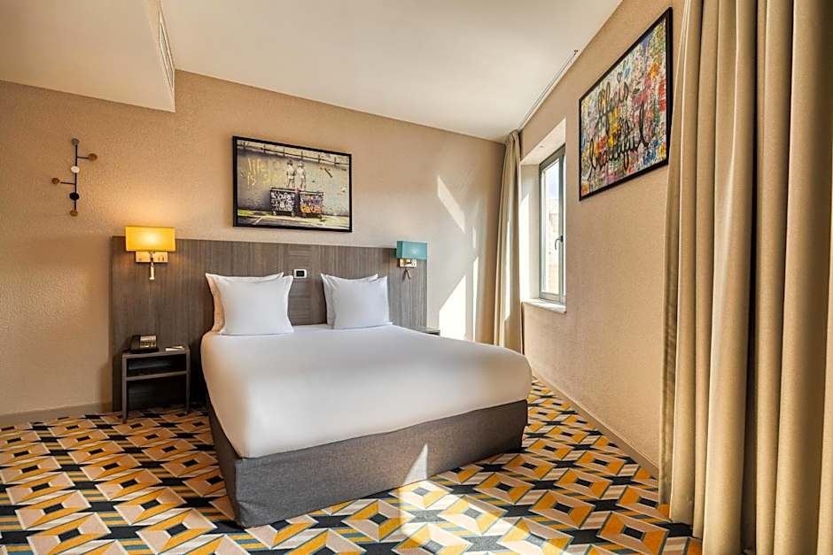 Alma Grand Place Hotel