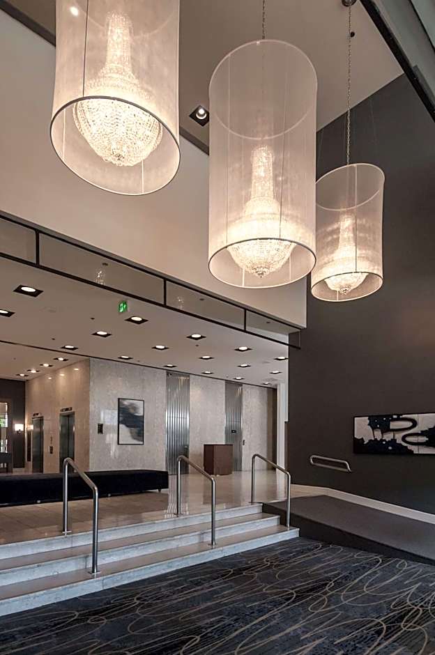DoubleTree by Hilton London Ontario