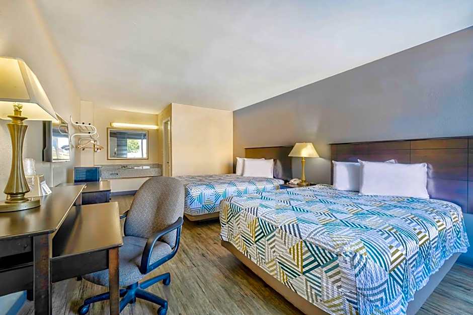 Motel 6 Effingham, IL