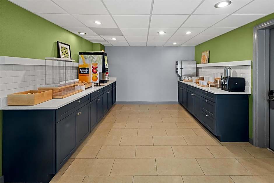 Spark by Hilton Waldorf