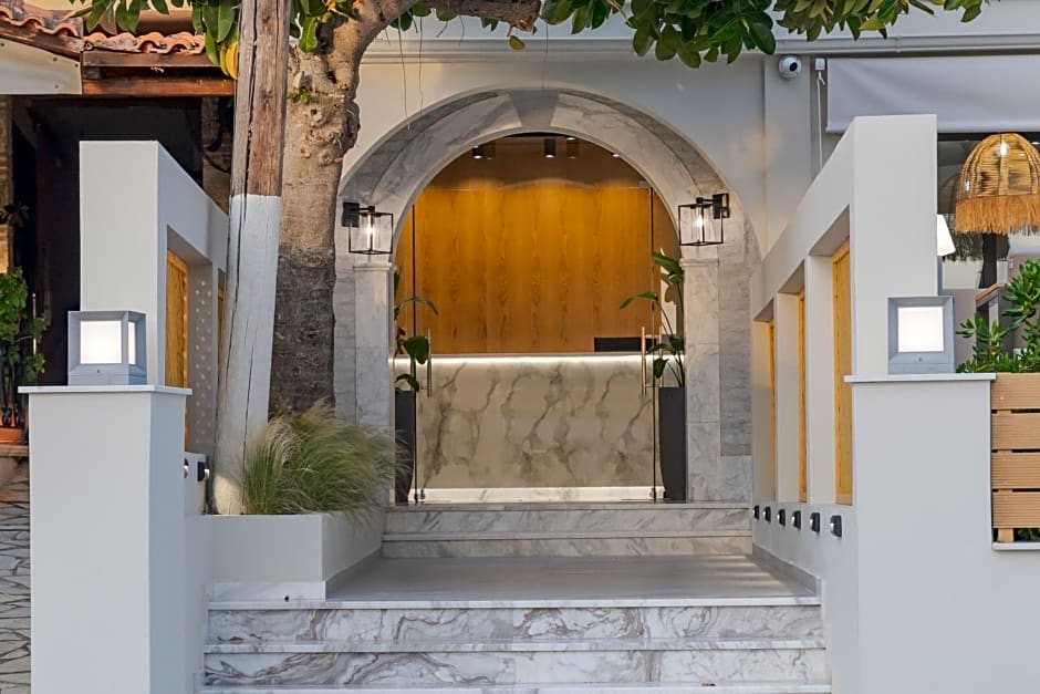 Nikon Boutique Hotel