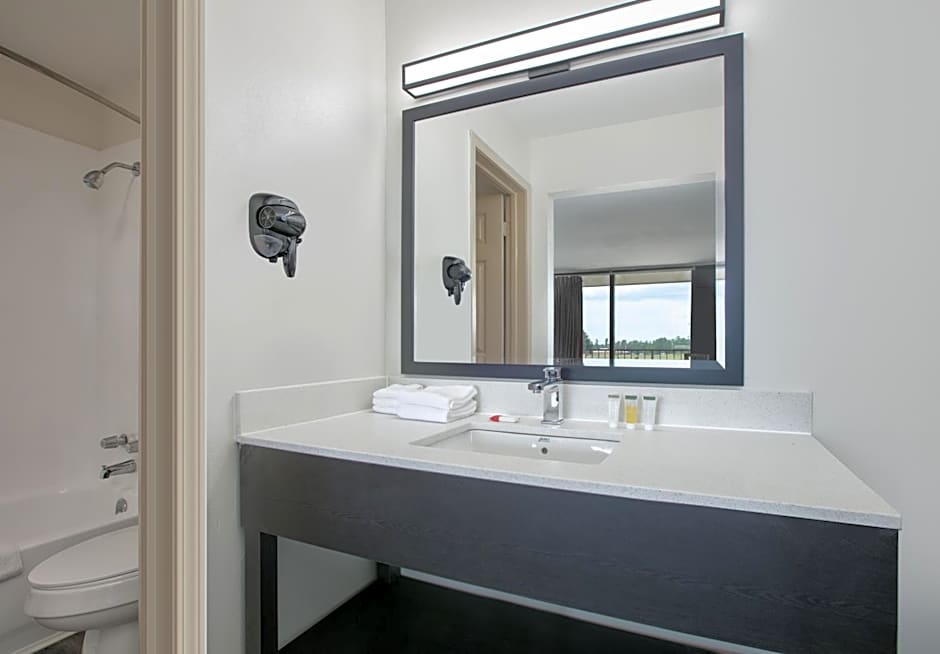 Ramada by Wyndham Diamondhead I-10/Gulfport