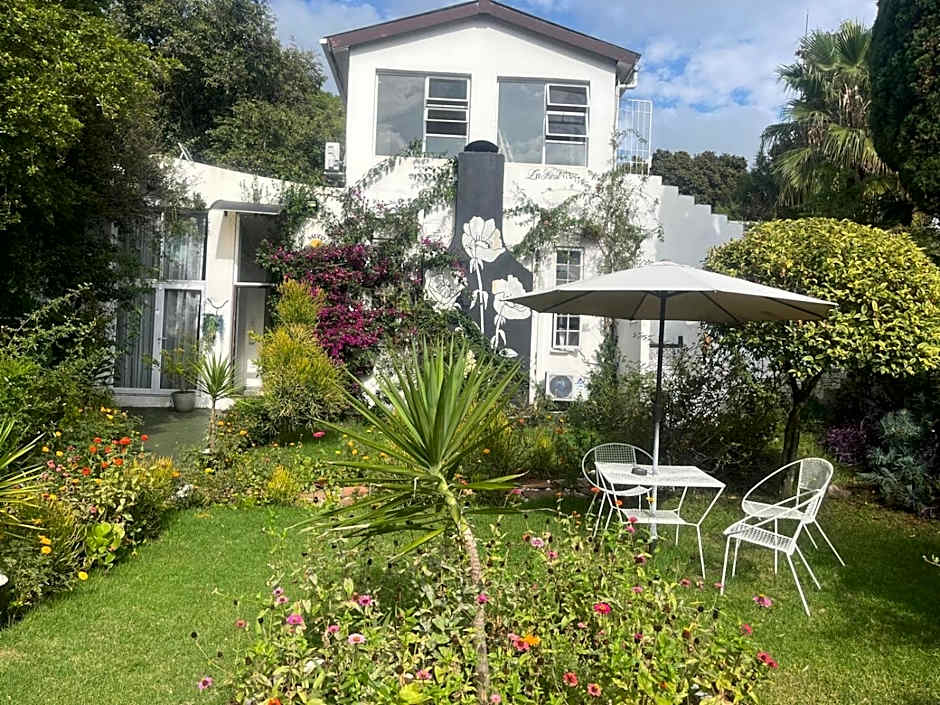 Muco Guest House