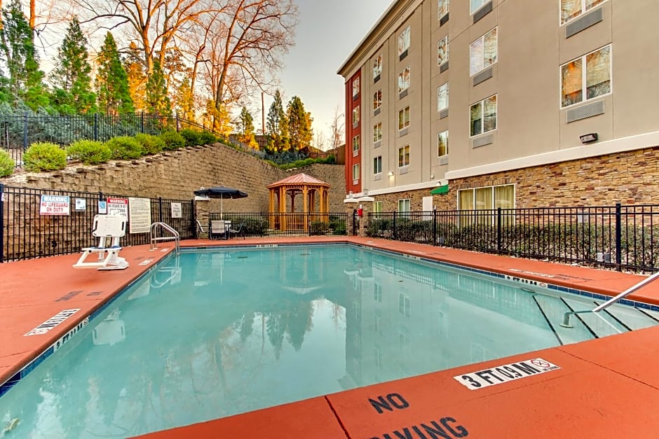 Holiday Inn Express Columbus - Fort Benning Area by IHG