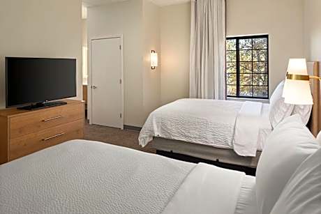 Two-Bedroom Suite - Non-Smoking