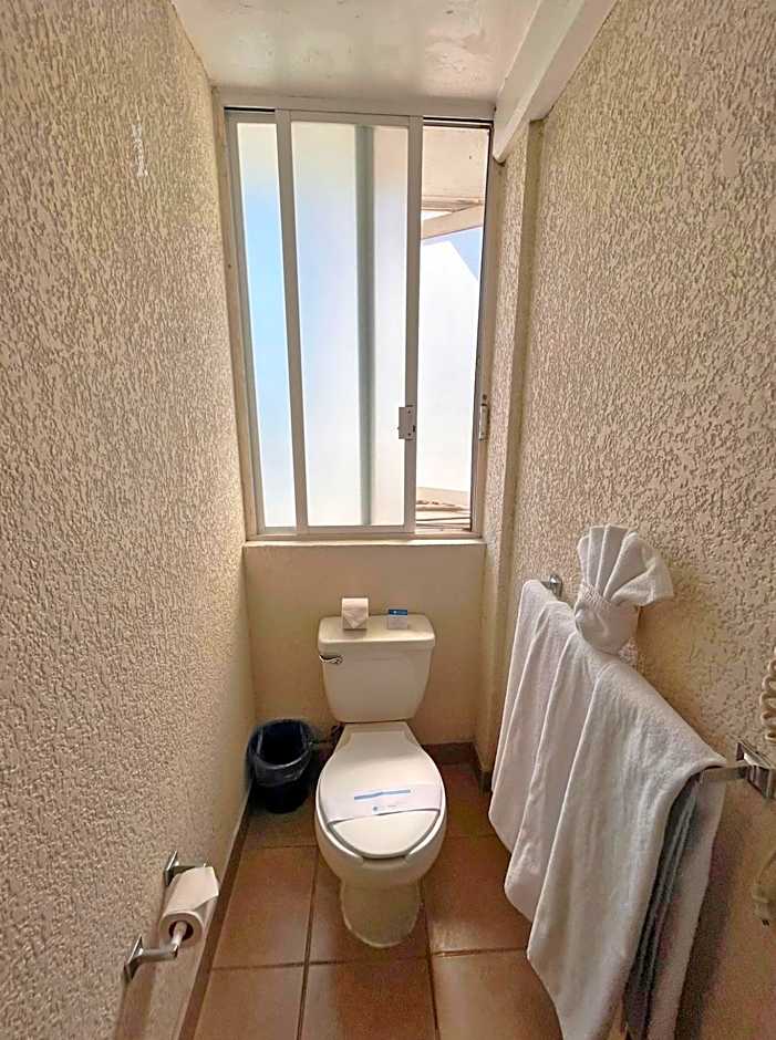 Hi Hotel Impala Queretaro