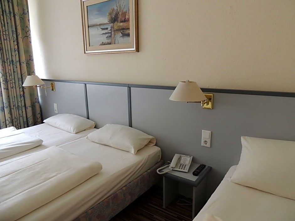 Bahn-Hotel