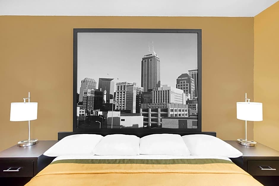 Super 8 by Wyndham Terre Haute