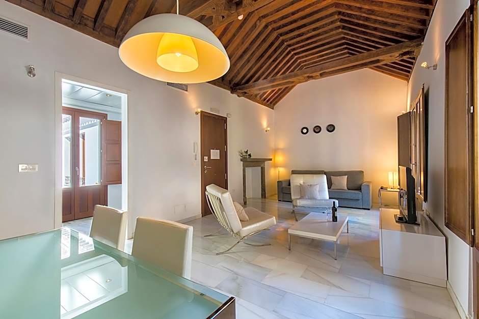 Elvira Suites