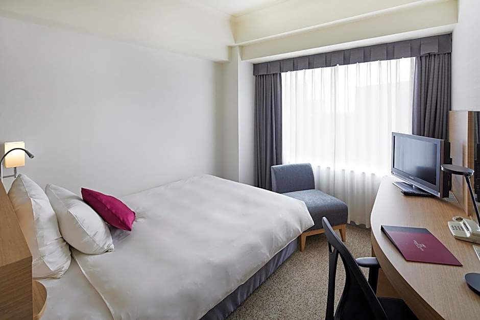 Photo 1 of 3 of Standard 1 Twin Bed, High Floor