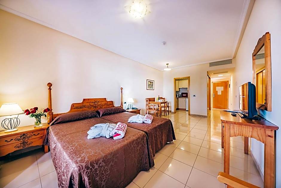 Grand Muthu Golf Plaza Hotel & Spa