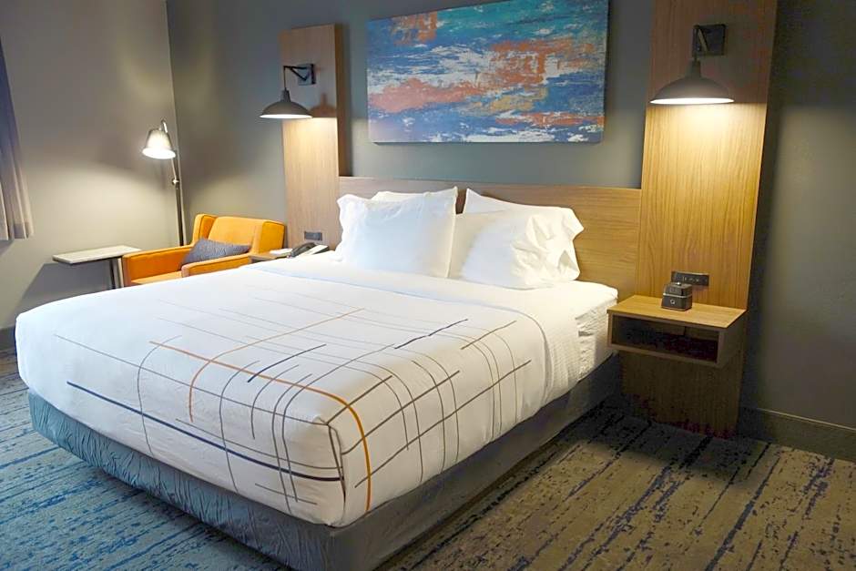 La Quinta Inn & Suites by Wyndham Springfield