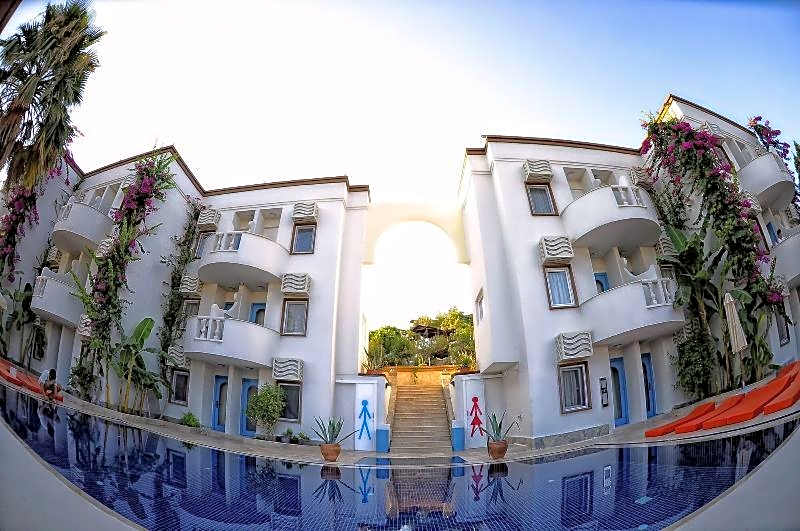 La Brezza Suite & Hotel