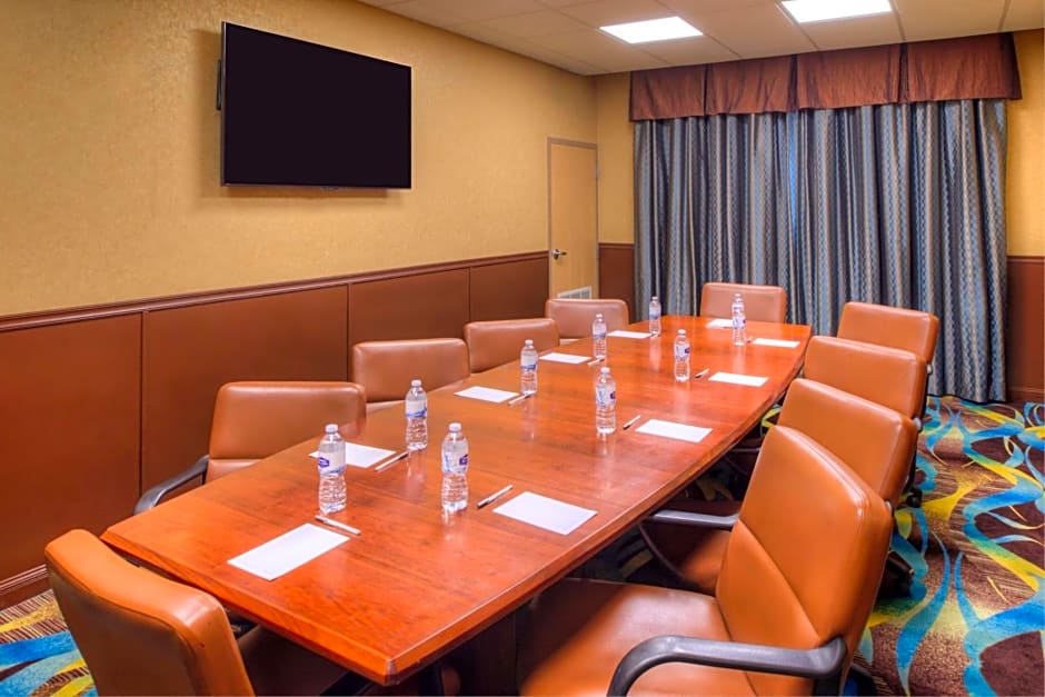 Hampton Inn By Hilton And Suites Ontario