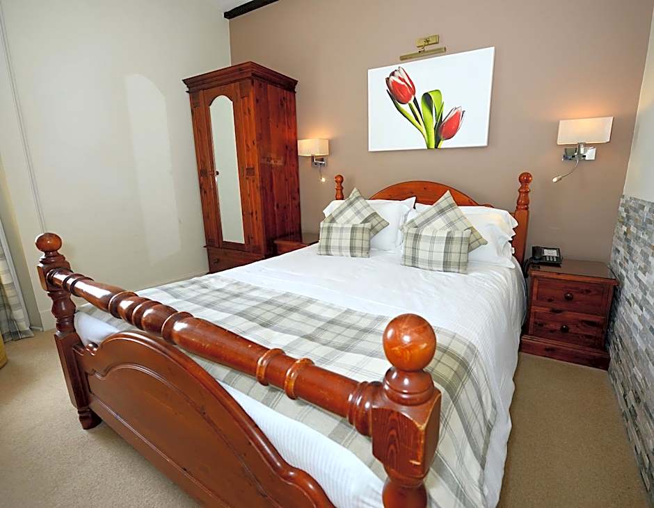 Ardlui Hotel