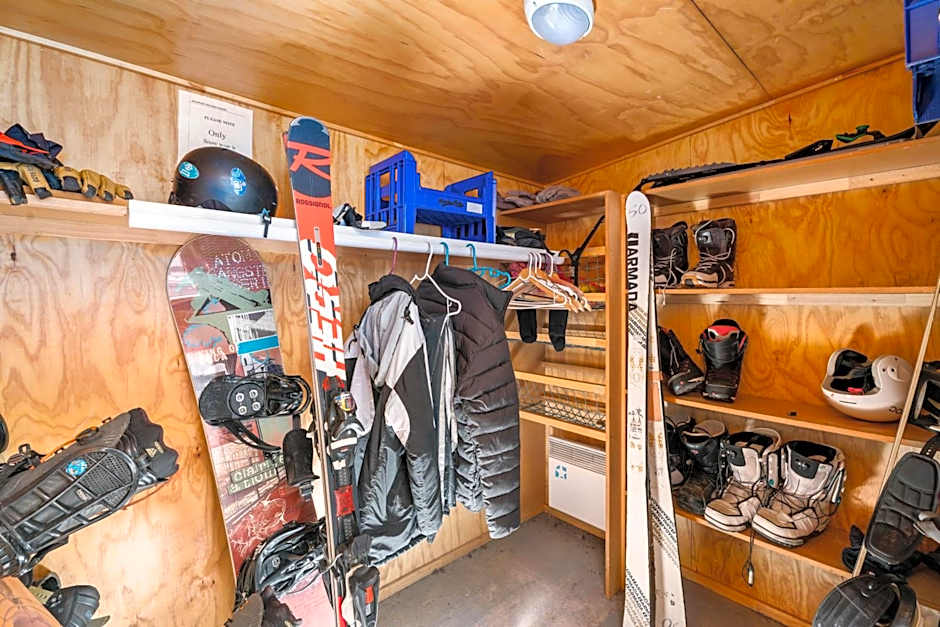 Mountain View Backpackers