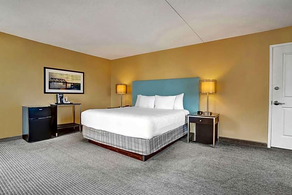 Heldrich Hotel And Spa